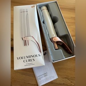 T3 1.5” VOLUMINOUS CURLS CLIP BARREL